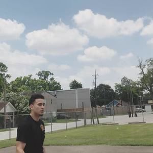 Meet your Posher, Alejandro